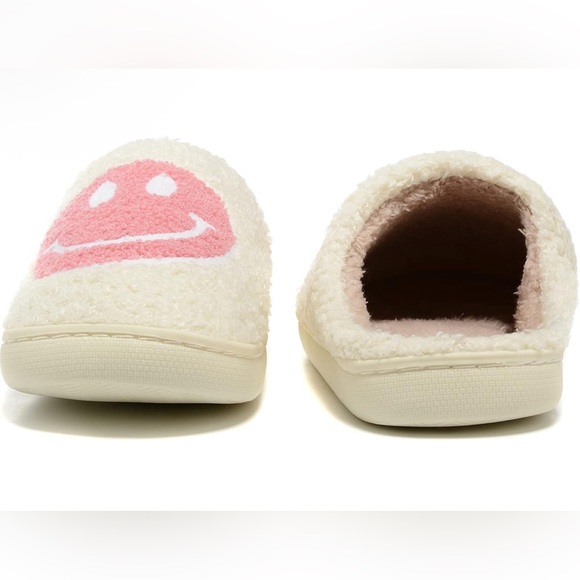 New Women’s Cozy Cream and Pink Smiley Slippers - Picture 3 of 4